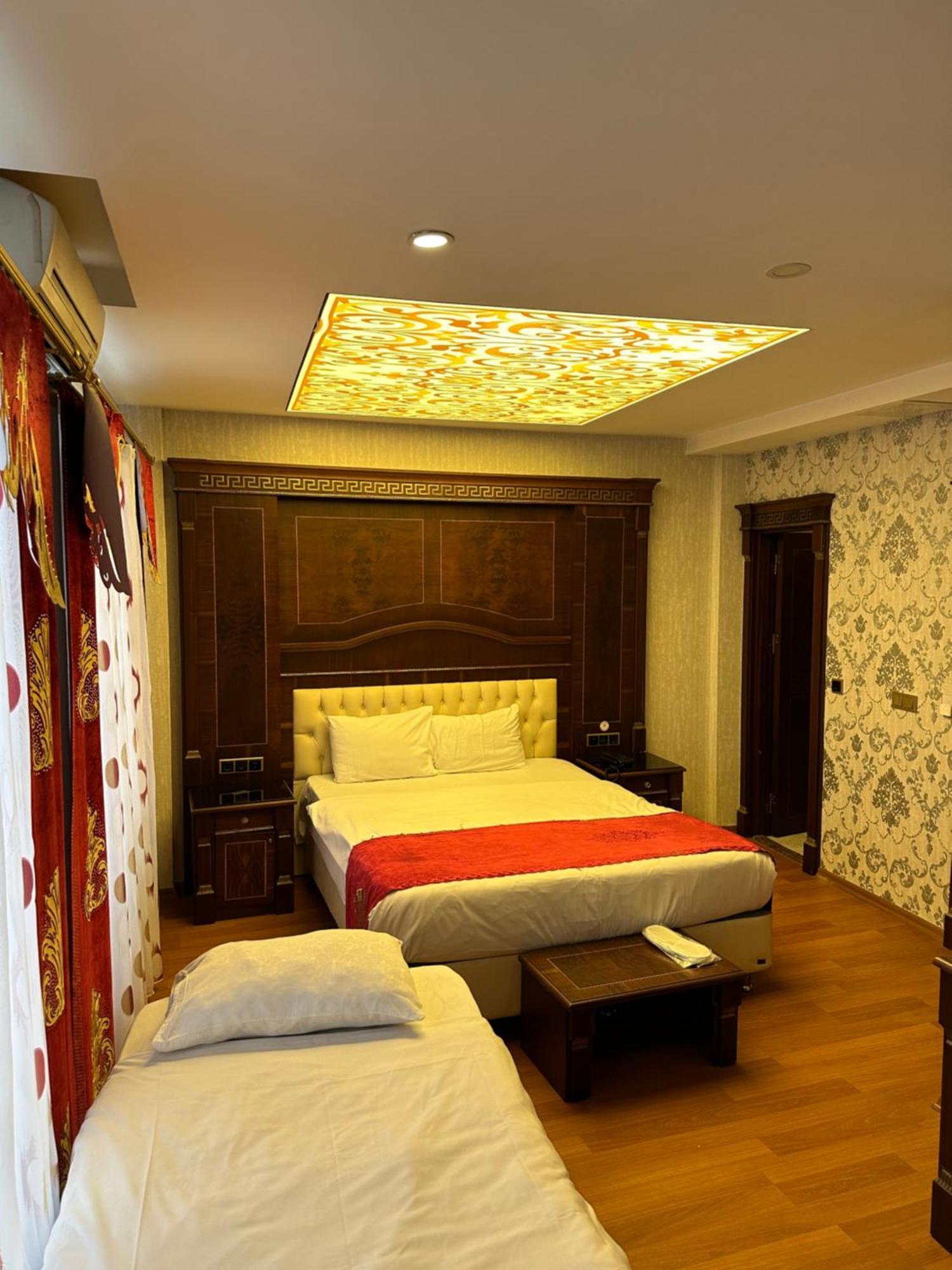 Napolyon Hotel Istanbul Bagian luar foto