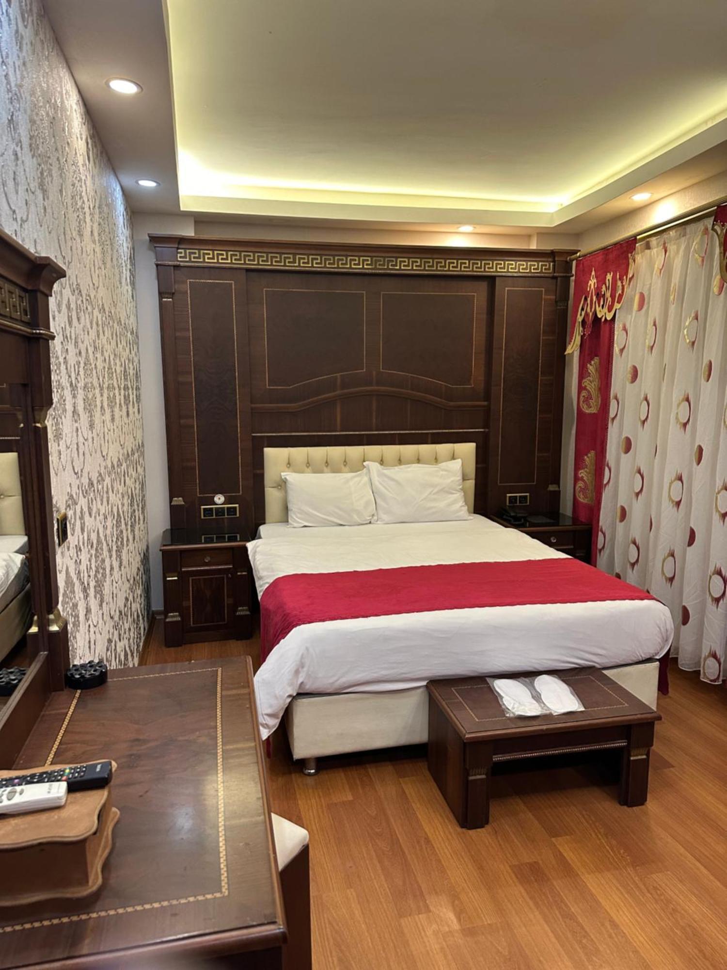Napolyon Hotel Istanbul Bagian luar foto