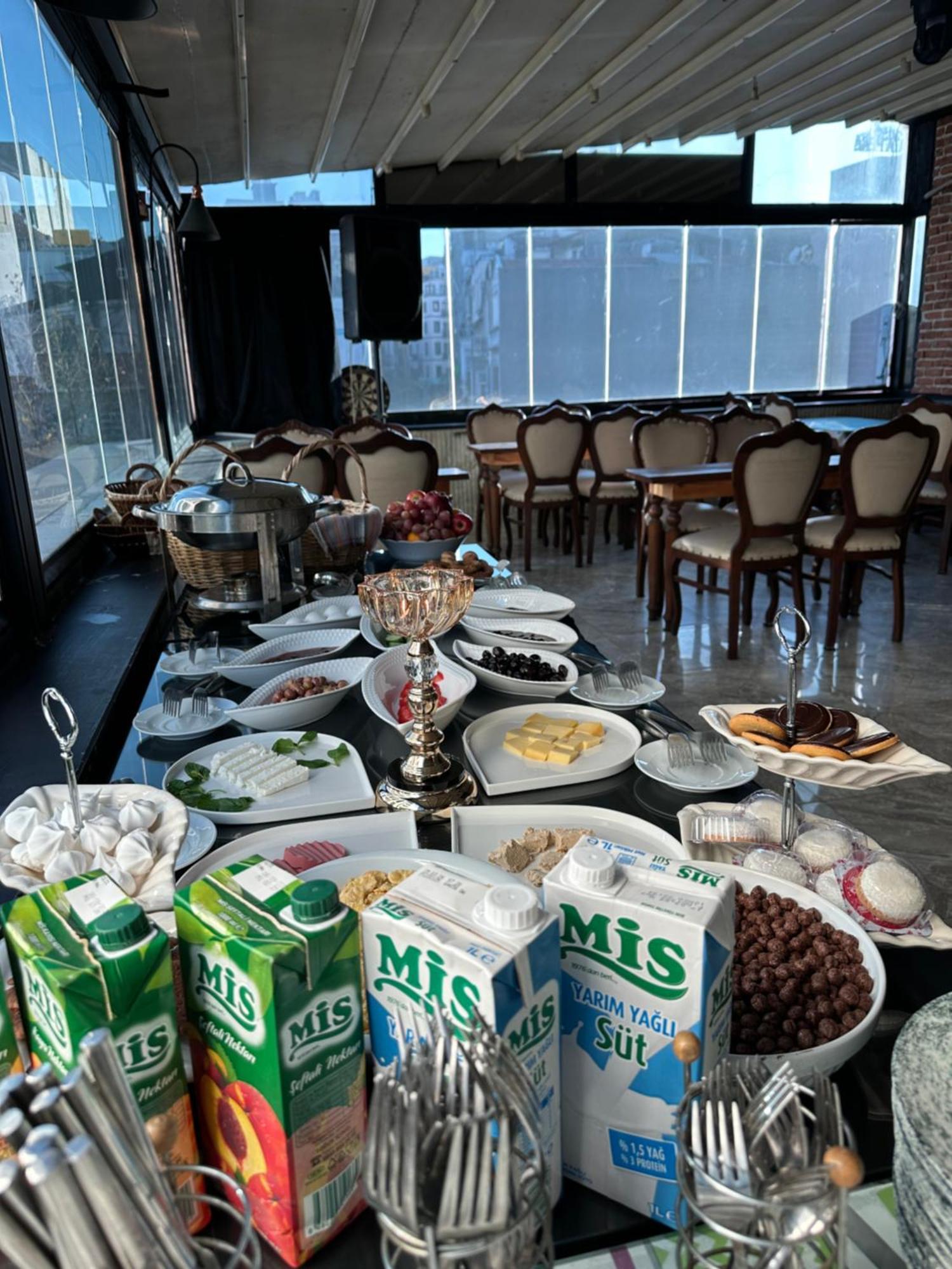 Napolyon Hotel Istanbul Bagian luar foto