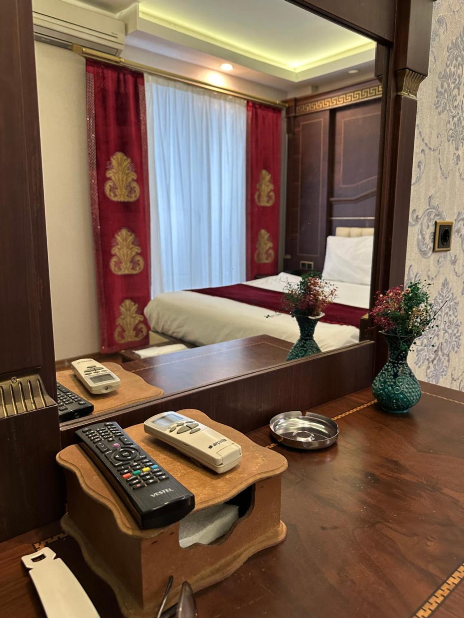 Napolyon Hotel Istanbul Bagian luar foto